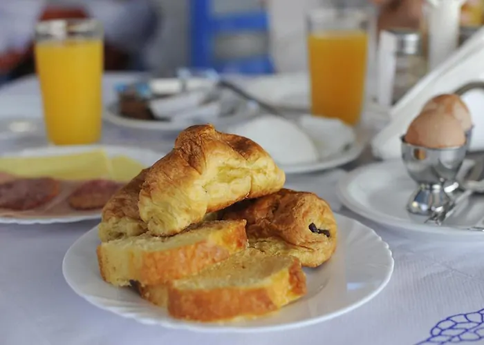 Deluxe Charming With Pool Vlychada